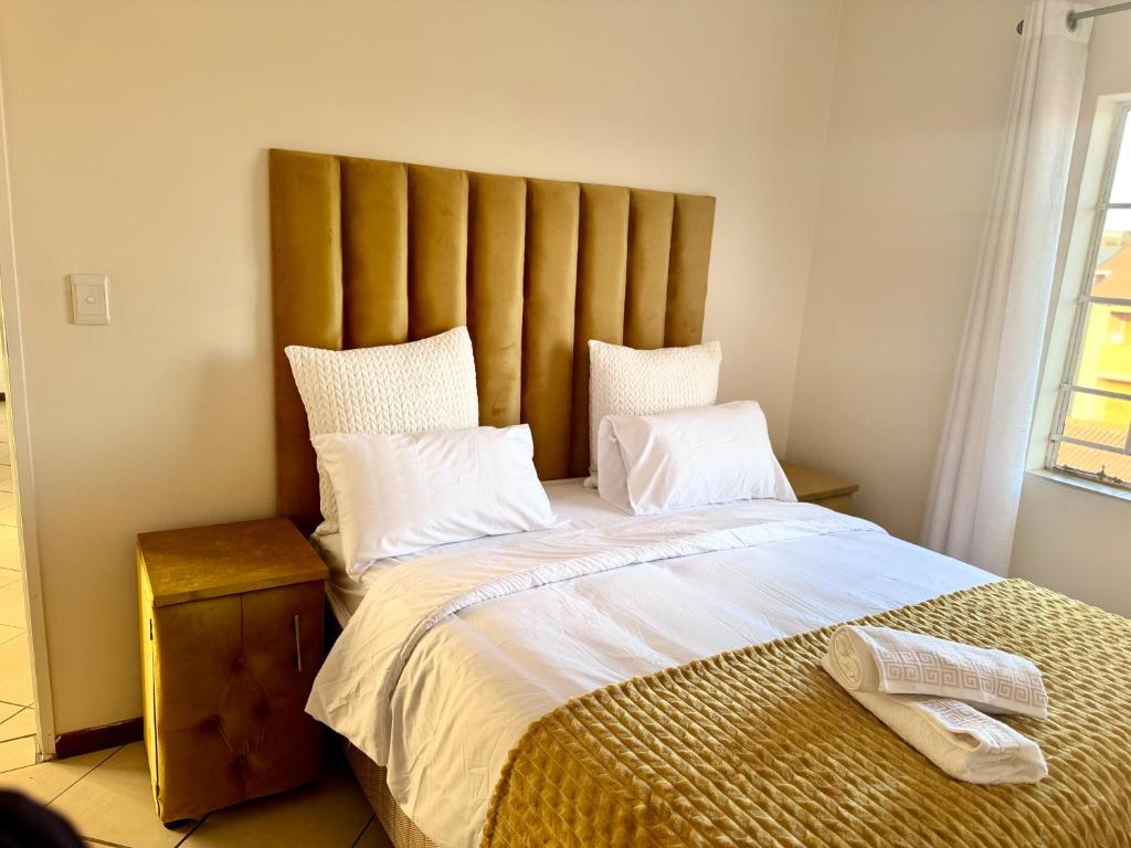هتل کمپس بی Camps Bay
