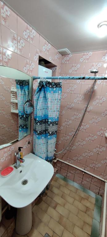 هتل باجت وان روم آپارتمان - Budget One Room Apartment