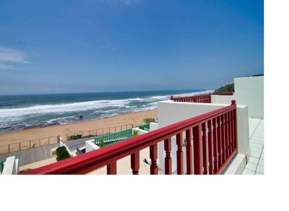 هتل 9 اسکیاتوس - بیچ فرانت آپارتمان - سالت راک - 9 Skiathos - Beach front apartment - Salt Rock