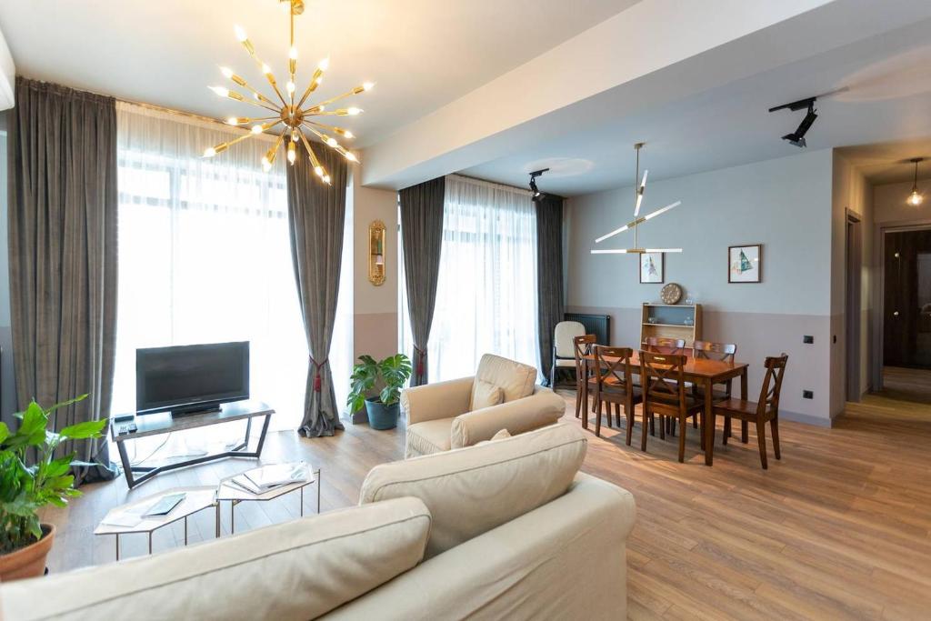 هتل وی هاست آپارتمان پول و جیم - Wehost Apartment pool & gym