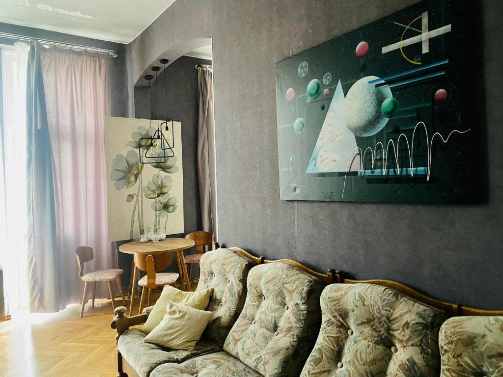 هتل کوزی اپارتمان این اولد تفلیس - Cosy Apartment in Old Tbilisi