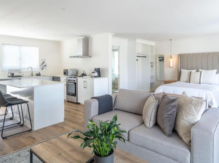 هتل رمانتیک ویلا1 گت اوی آن زا کنیسنا لاگون - Romantic Villa1 Getaway on the Knysna Lagoon