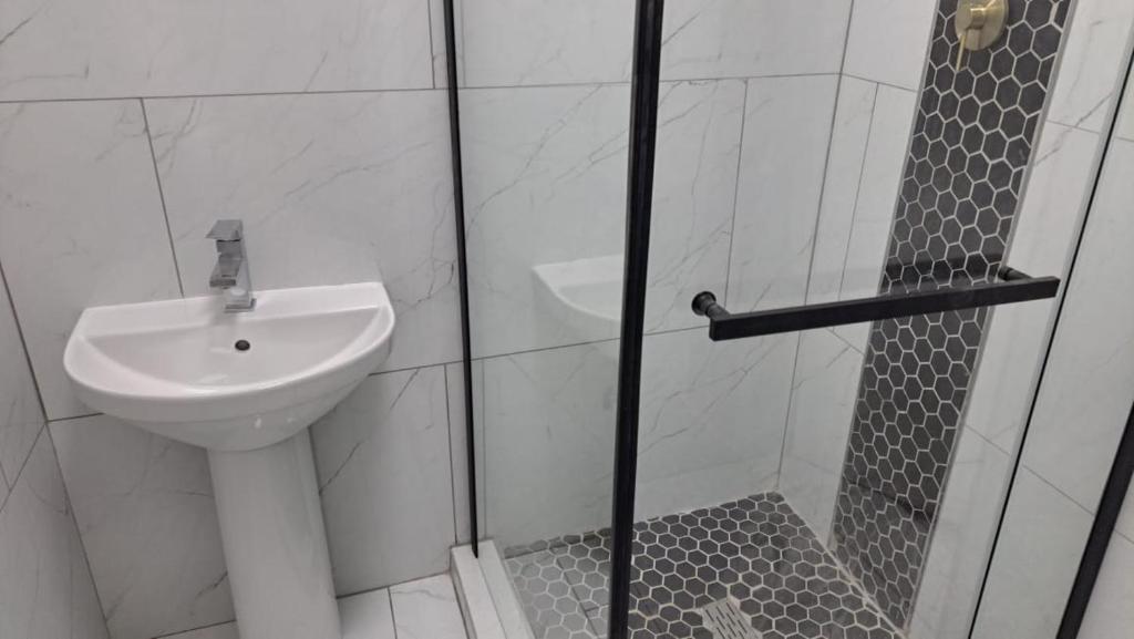 هتل ابیسی نیای گوست هاوس Abyssinia Guest House