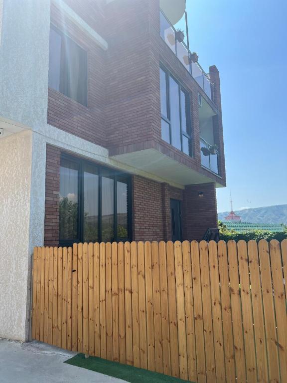 هتل ویلا وید بیوتیفول ویوز villa with beautiful views