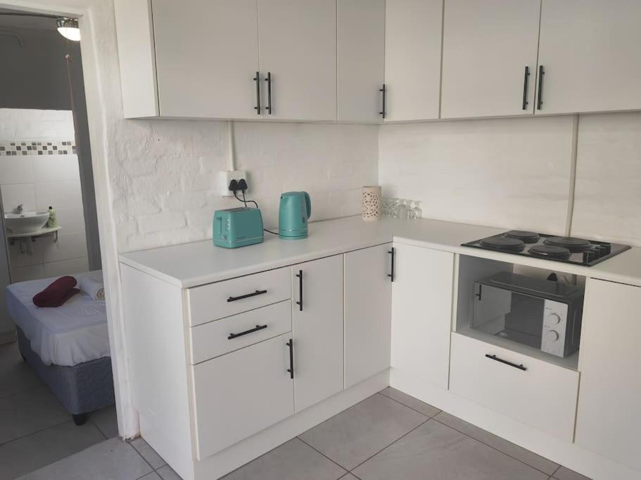 هتل کوتاج نیار لاگون بیچ این دوربان - Cottage near Lagoon beach in Durban