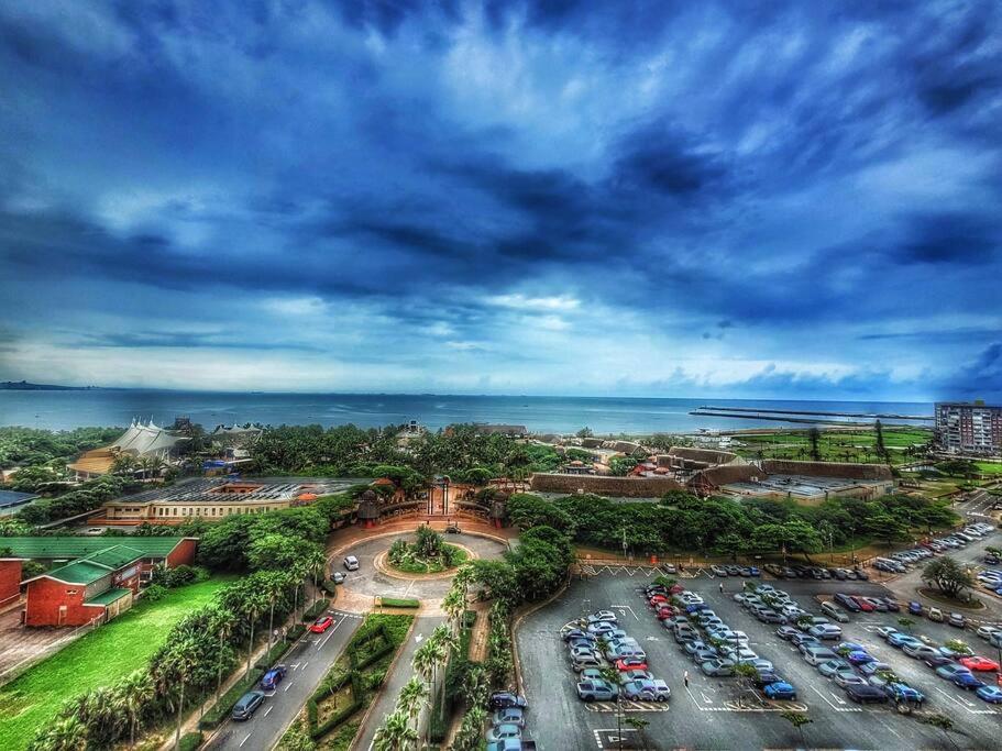 هتل لوکسری واتر فرانت آپارتمنت - Luxury Waterfront Apartment