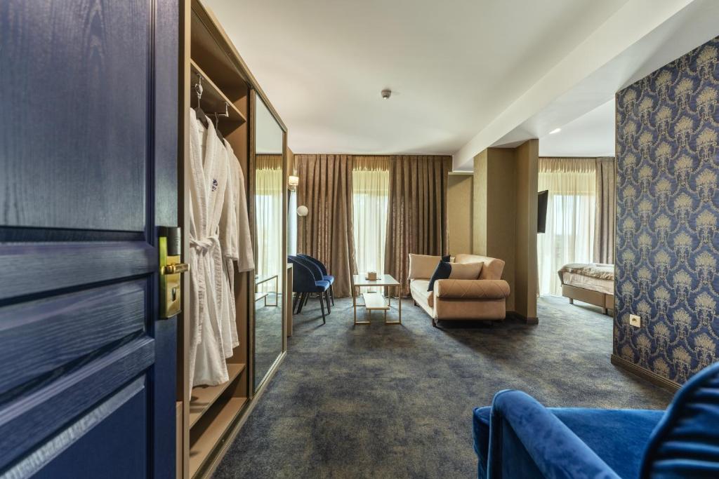هتل سافیر باکورانی Hotel Sapphire Bakuriani
