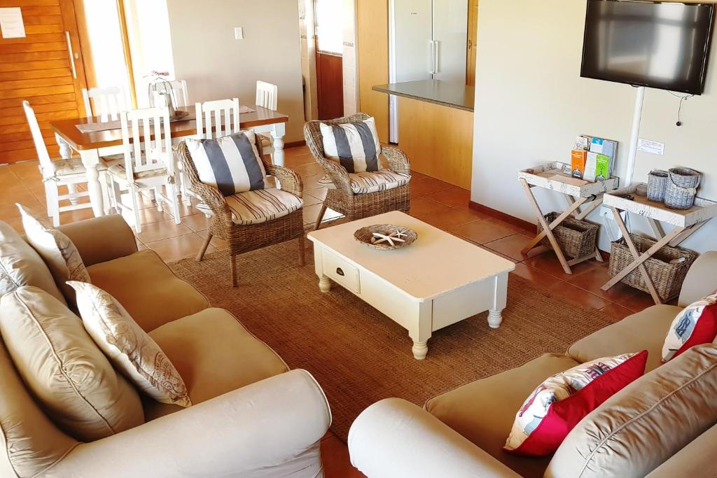 هتل فر وی 2 هالیدهی هوم - Fairway 2 Holiday Home