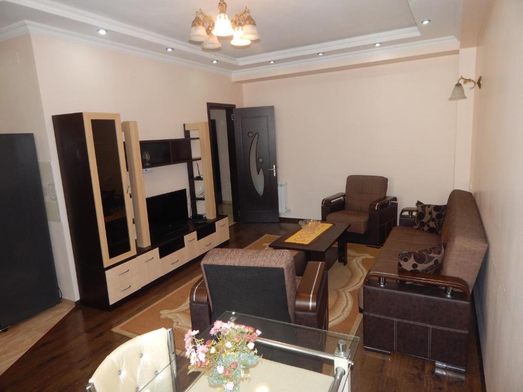 هتل آپارتمنت فرست لاین فروم سی - Apartment first line from Sea
