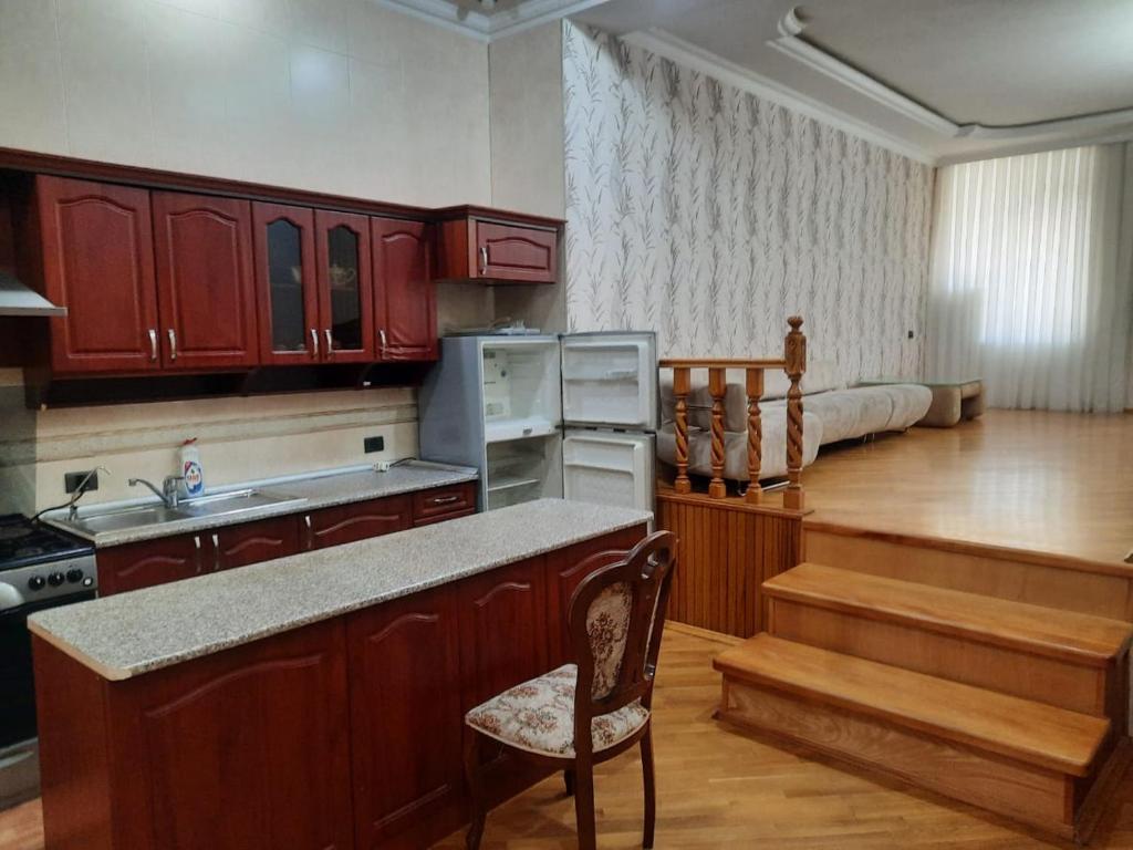 هتل آپارتمنت گلوبس مول - apartament Qlobus mol
