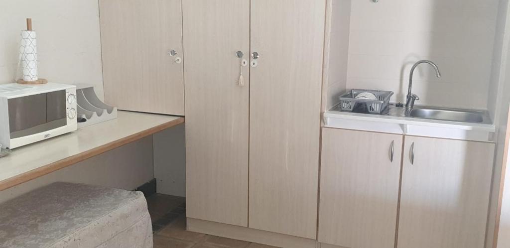 هتل لادره - ویستا سلف کتیرینگ گسنهوس Ladera - Vista Self-catering Guesthouse