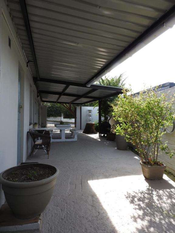 Ladera - Vista Self-catering Guesthouse