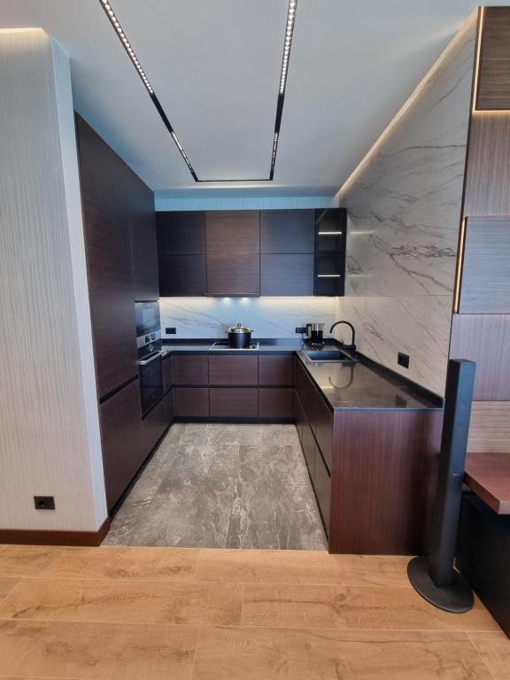 هتل پریمیم آپارتمان این پورتا باتومی تاور - Premium apartment in Porta Batumi Tower