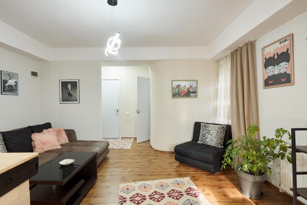 هتل چارمین آپارتمان آن اودسا استریت - charming apartment on Odessa street