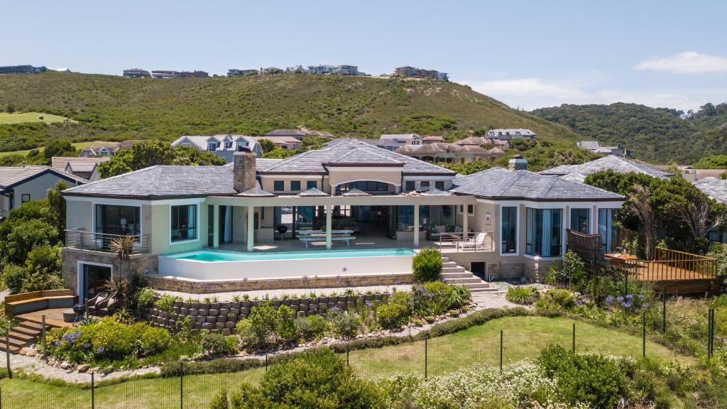 هتل کنایسنا، پزولا گلف استیت Knysna, Pezula Golf Estate