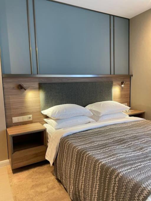 هتل لاکچری استودیو 25-11 لئو گروپ - Luxury studio 25-11 leo group