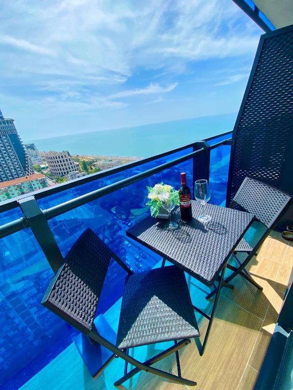 هتل لاولی اوربی سیتی سی ویو - Lovely Orbi City Sea View