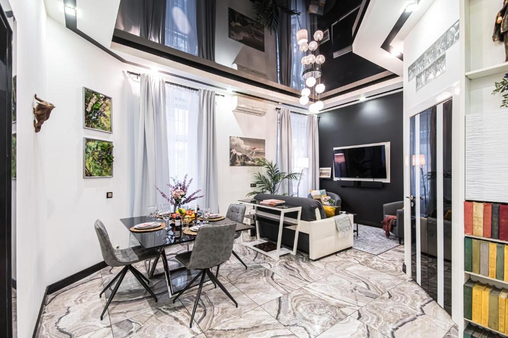 هتل جی ام آپارتمنتس دیزاینر آپارتمان رِد اسکوئر - GM Apartments designer Apartment Red Square
