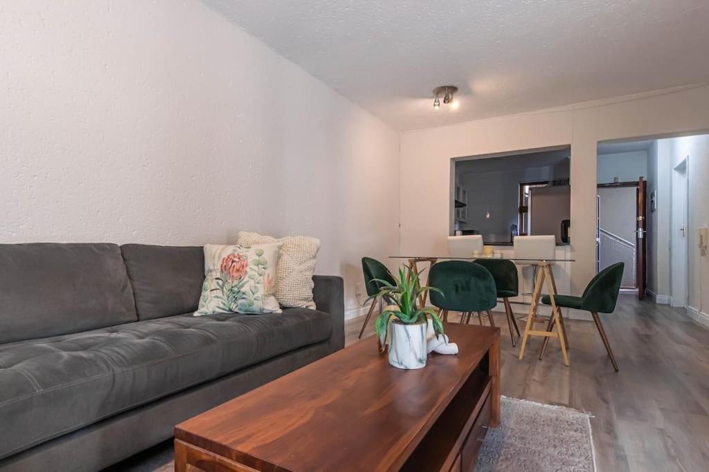 هتل لاکچری آپارتمان ساندتون سیتی - Luxury Apartment Sandton City