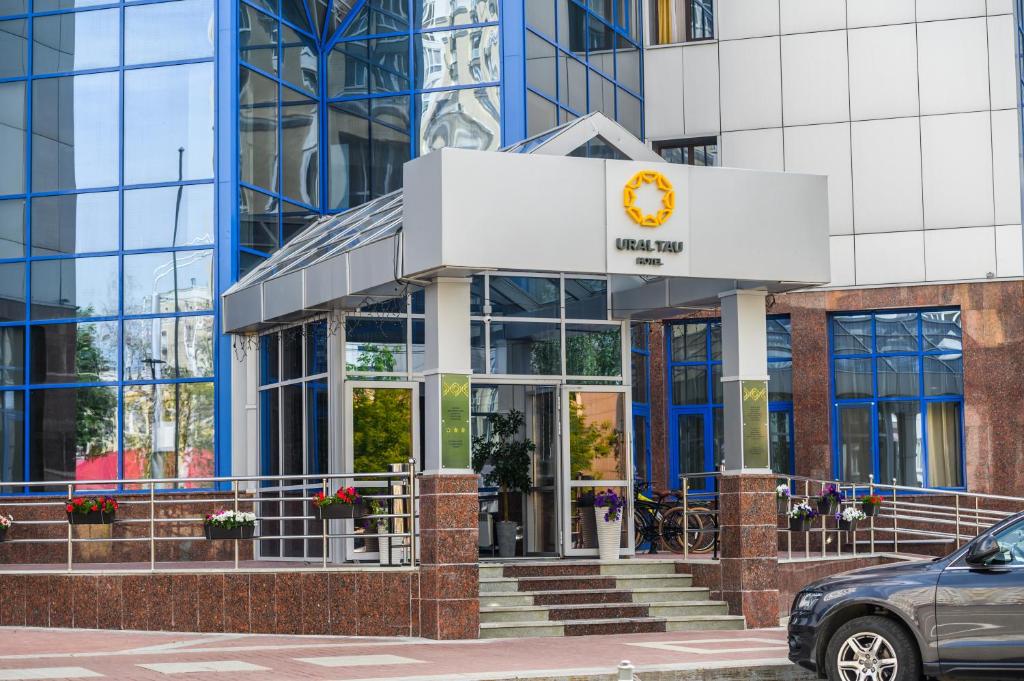 اورال تاو هتل URAL TAU Hotel