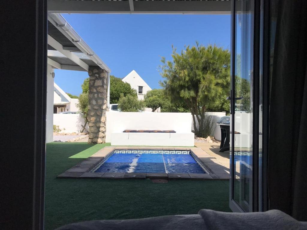 هتل جویفل - Joyful