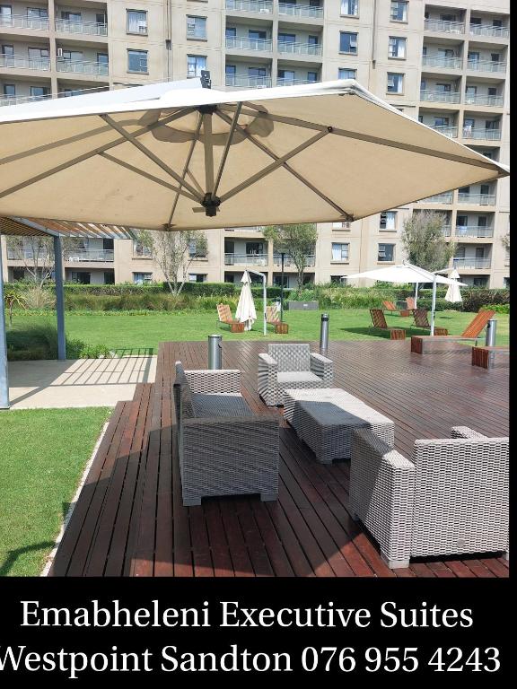 هتل سندتون سوئیتس وستپوینت - Sandton Suites Westpoint
