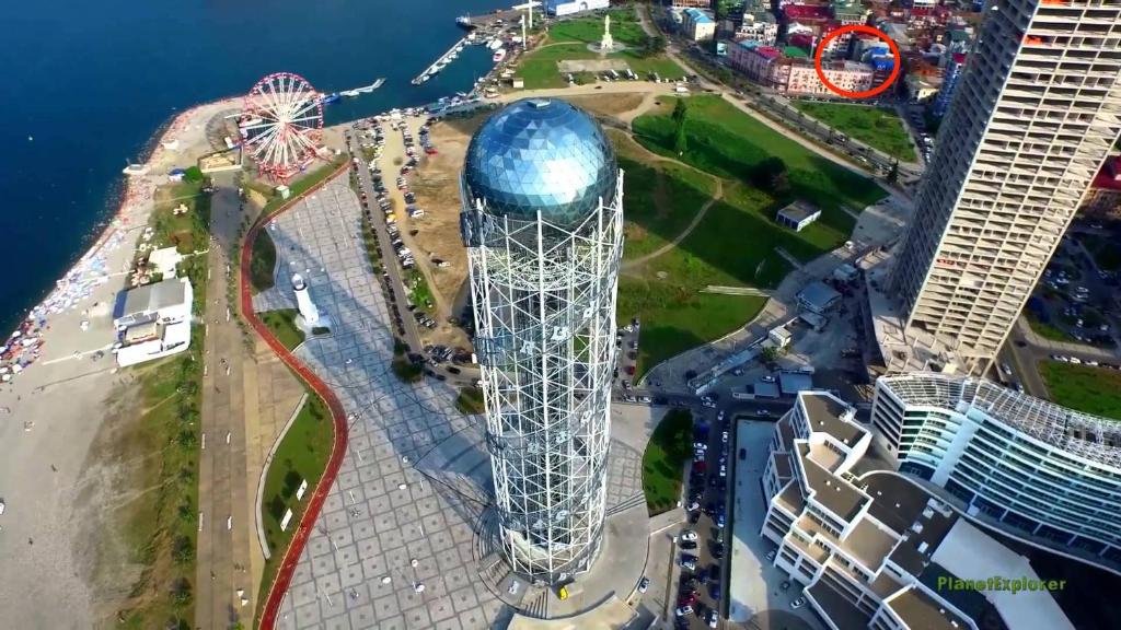 هتل آپارتمنت گامارجوبا باتومی - Apartment Gamarjoba Batumi