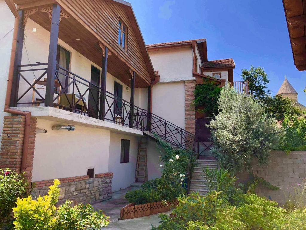 هتل گوست هاوس ففٹی Guest house Fifty