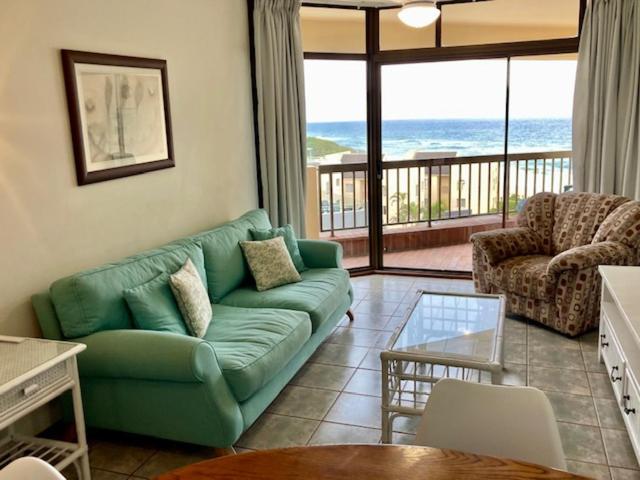 هتل کُرمُران ۲۶ اومهُلَنگا بیچ فرانت - CORMORAN 26 UMHLANGA BEACHFRONT