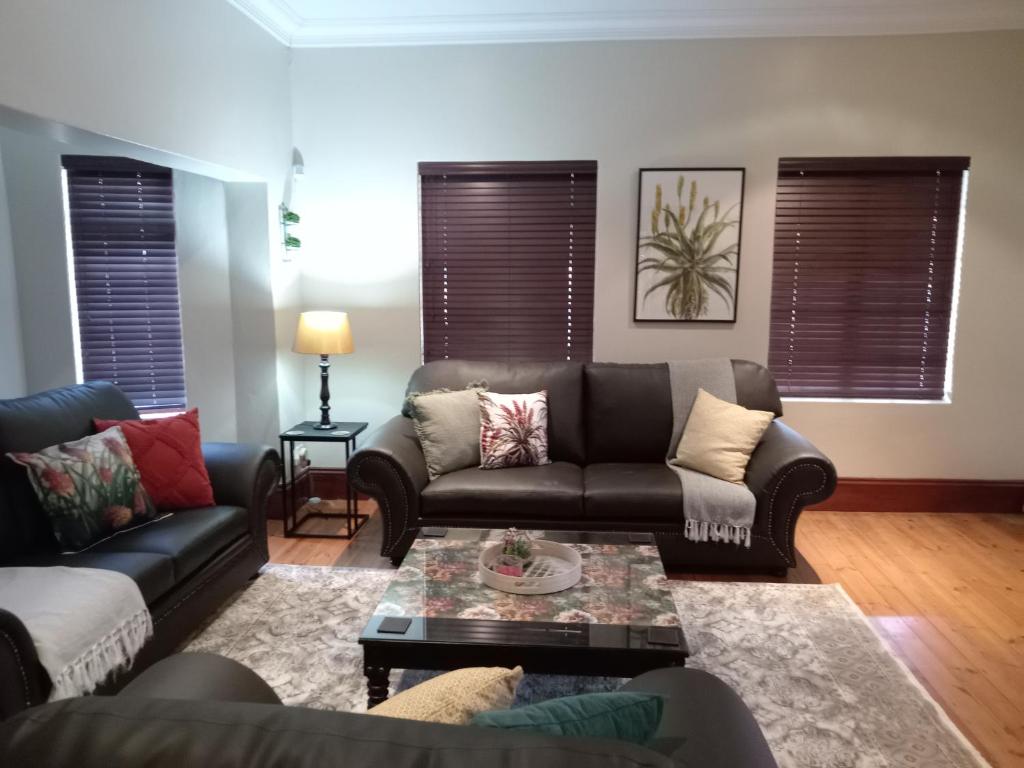 هتل فنسى پنزى 4: سکیور مدرن 2 بد فملى هوم Fancy Pansy 4: Secure Modern 2 bed family home