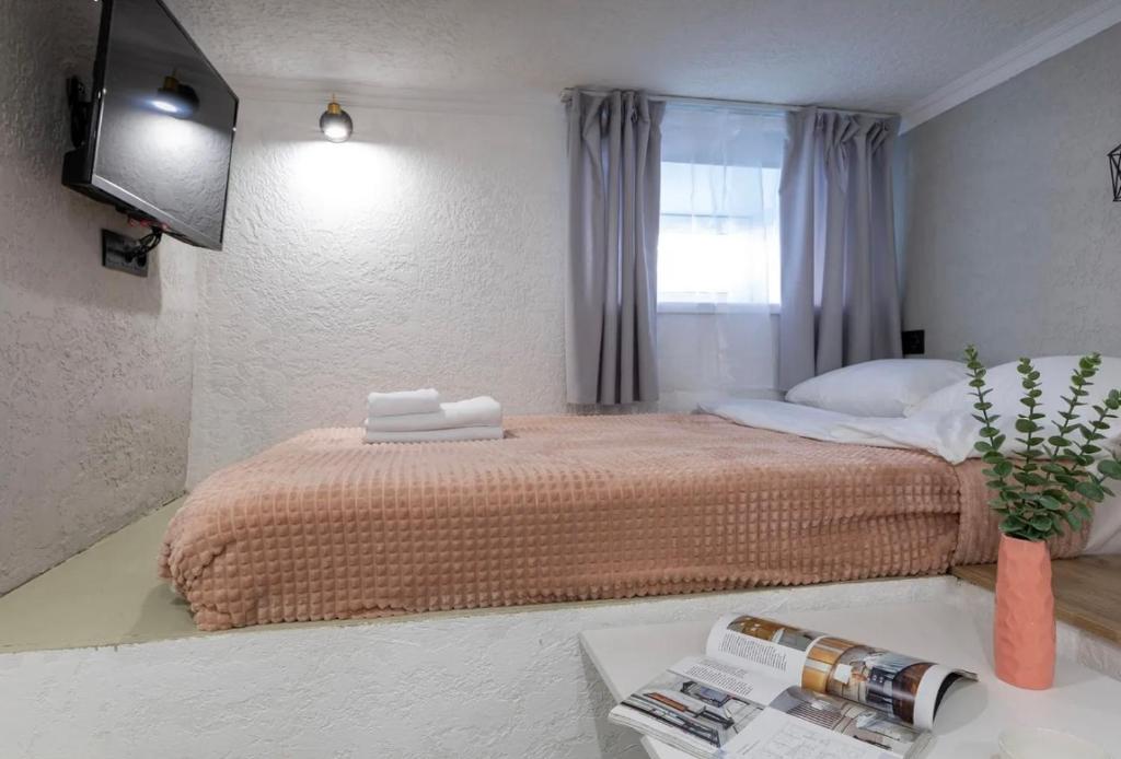هتل وی آی پی آپارت 627 - VIP apart 627