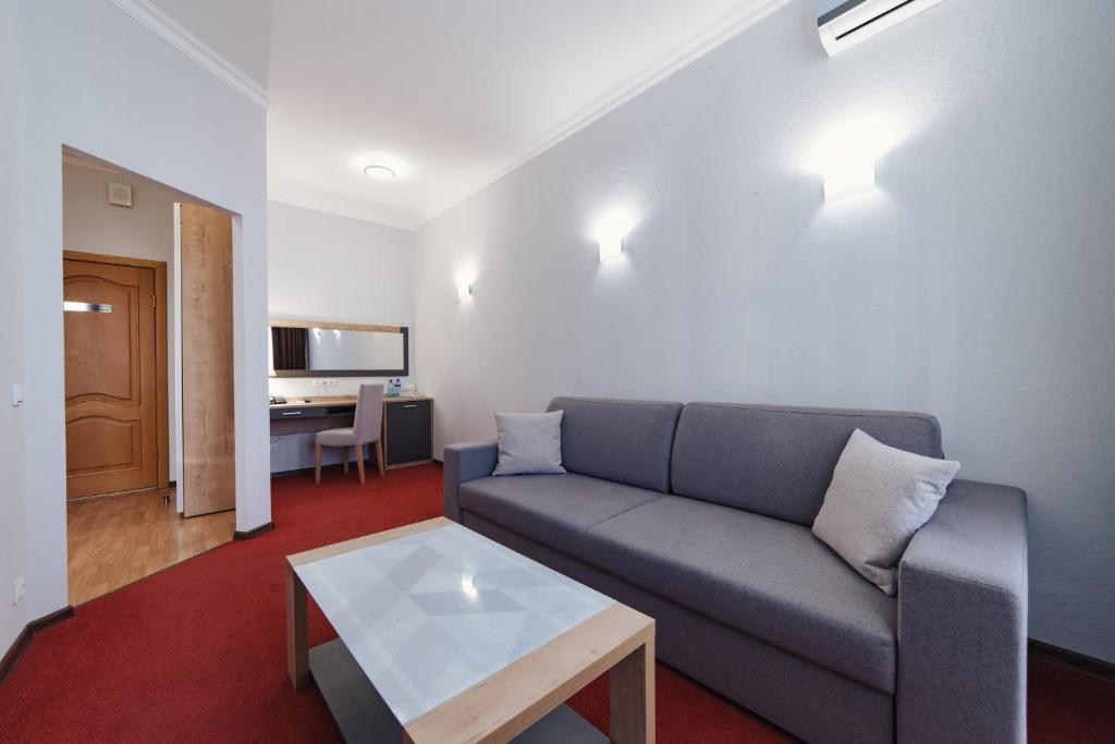 IzhHotel