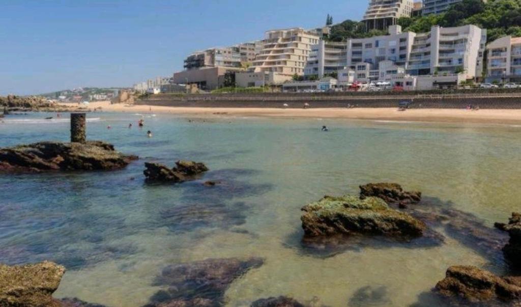 هتل 84 کمارک اومدلوتی بیچ - 84 Camarque Umdloti beach