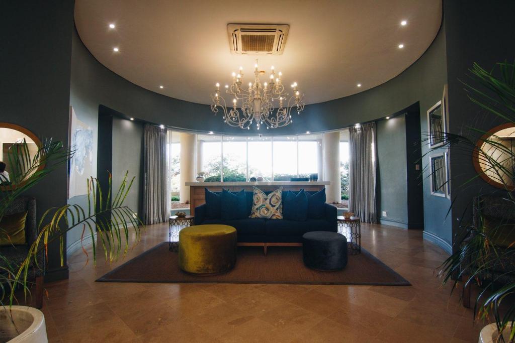 هتل سیصد و یک اویستر شلز امهلانگا راکس - 301 Oyster Schelles Umhlanga Rocks