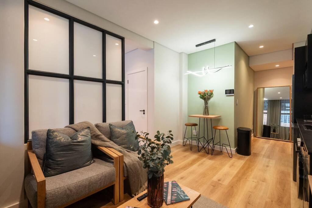 هتل لوپ استریت لاکچری، کیپ تاون - Loop Street Luxury, Cape Town