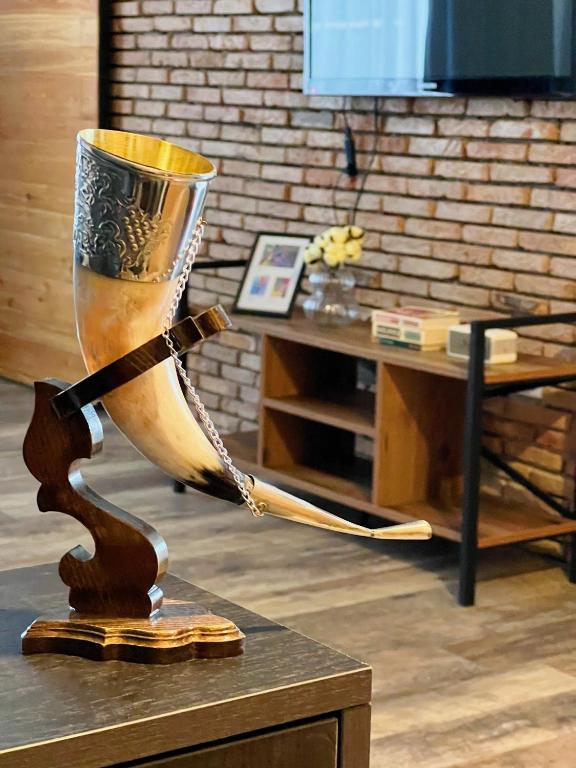 هتل کوزی بیگ فلت ویت هیوژ بالکنی - Cozy big flat with huge balcony