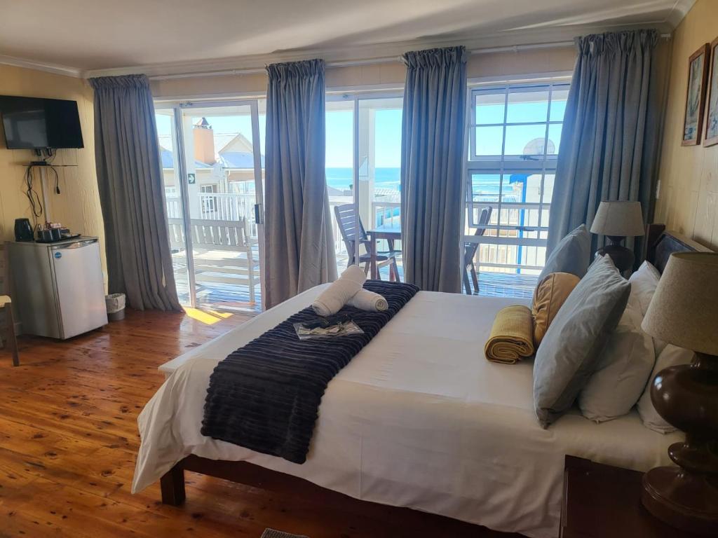 هتل پوانت ویلیج گست هاوس - Point Village Guest House
