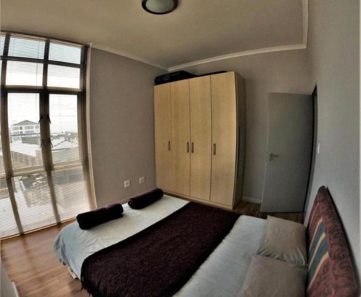 هتل د داک آپارتمان - The dock apartment