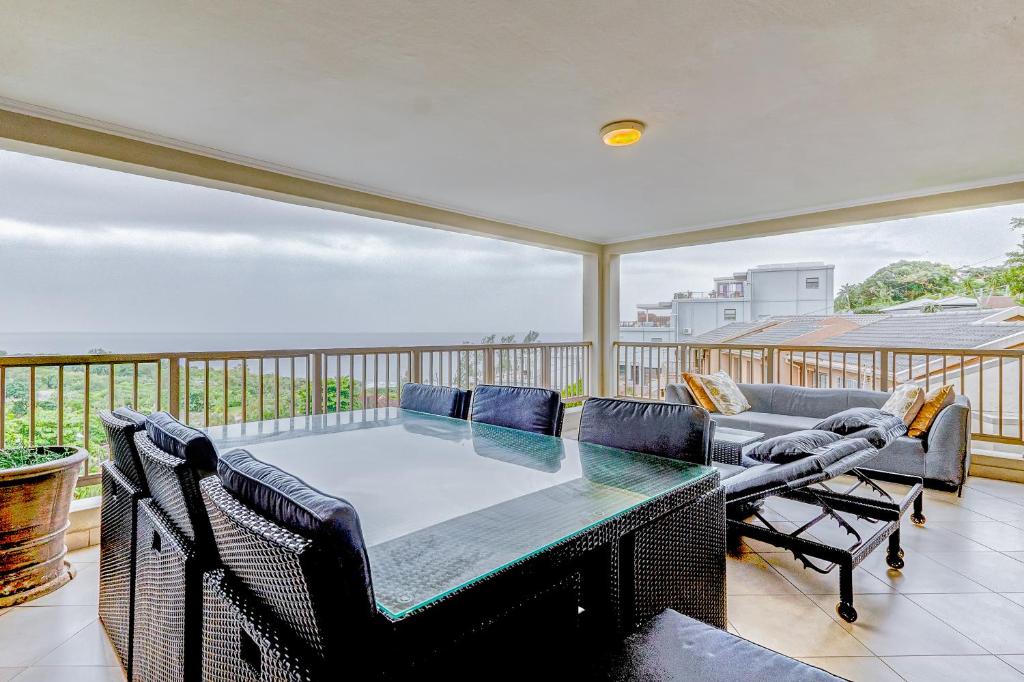 هتل ویوزاید سرنیتی ریتریت Waveside Serenity Retreat