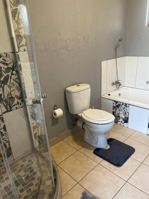 هتل کوزی کاتج Cozy Cottage