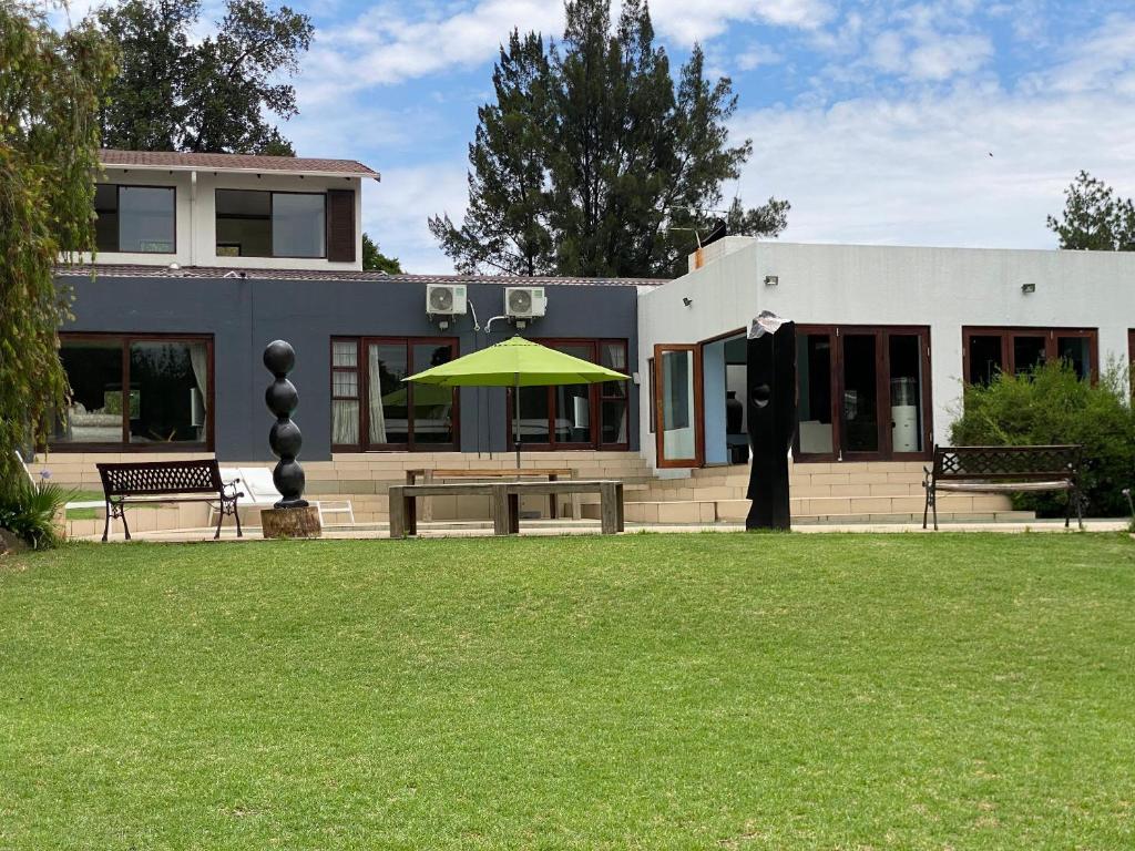 هتل ذ ریدج بک، 4 بدرووم هاوس برایانستون - The Ridgeback, 4 Bedroom House Bryanston
