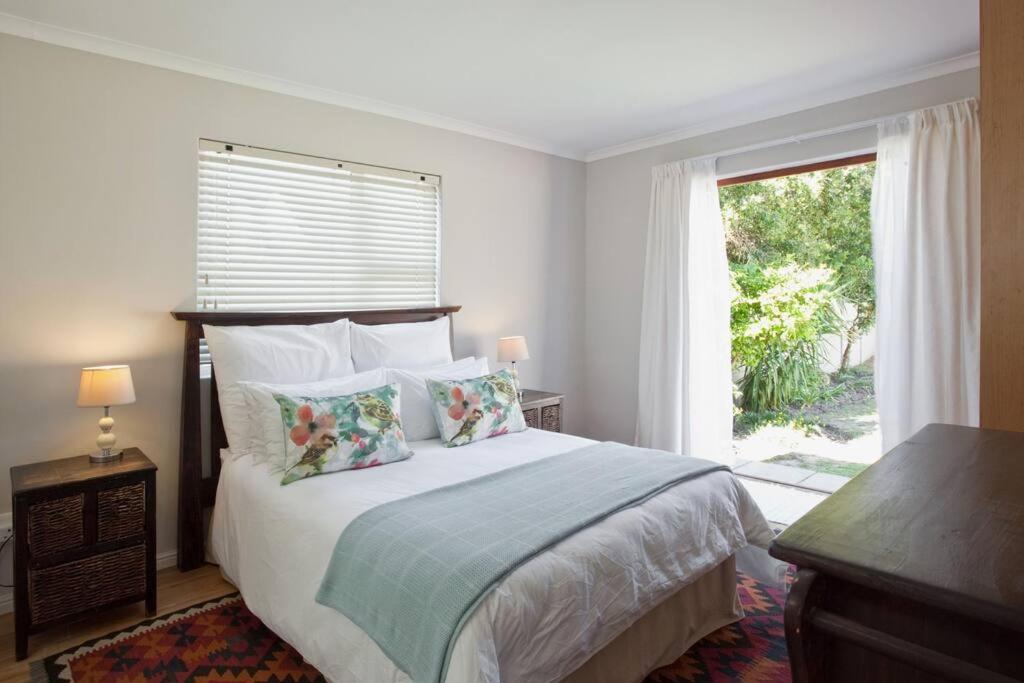 هتل سانبرد کاتج - Sunbird Cottage