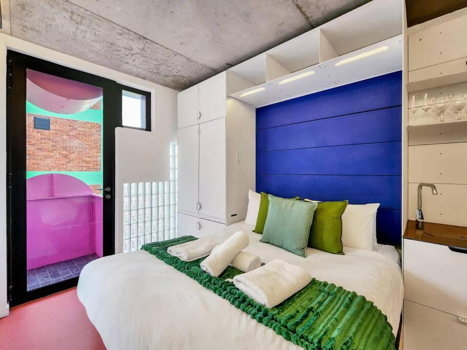 هتل اکسکوئیزیت آپارتمان این کیپ تاون سیتی سنتر - Exquisite Apartment in Cape Town City Centre