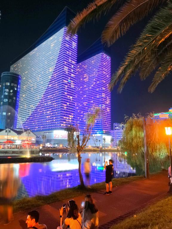 هتل اوربی‌سیتی باتومی آپارتمان‌های دریای ویو - Orbi-city Batumi Apartments Sea View