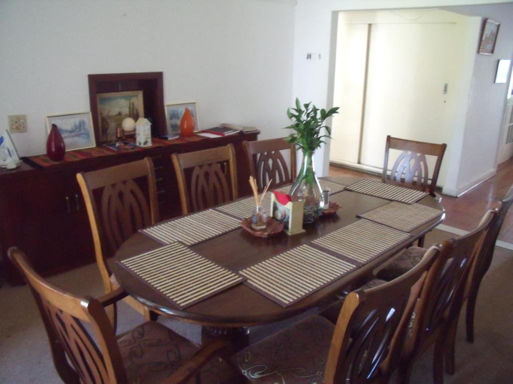 هتل رینبو گست هاوس Rainbow Guesthouse