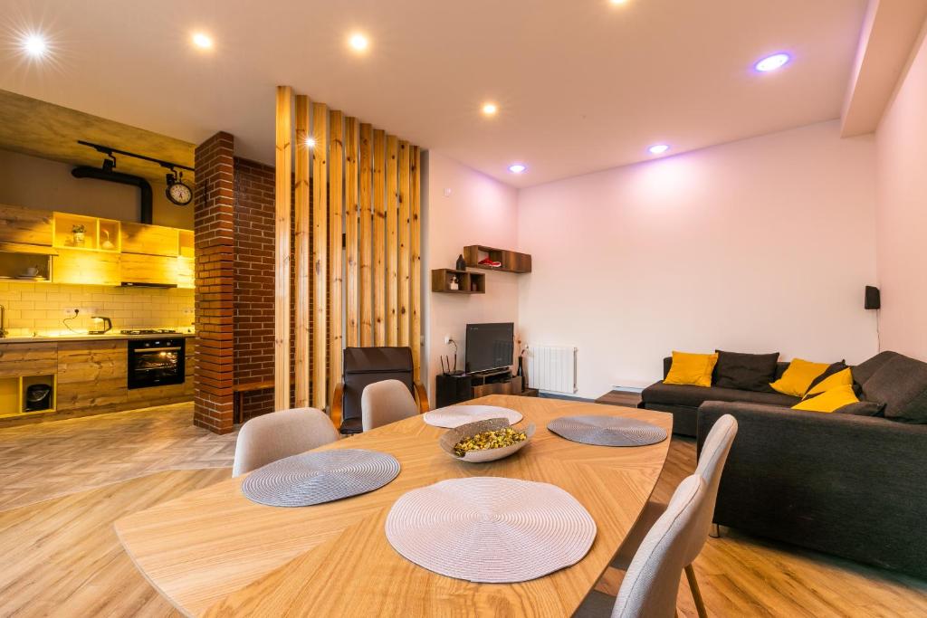 هتل اکولایف آپارتمان - Ecolife Apartment