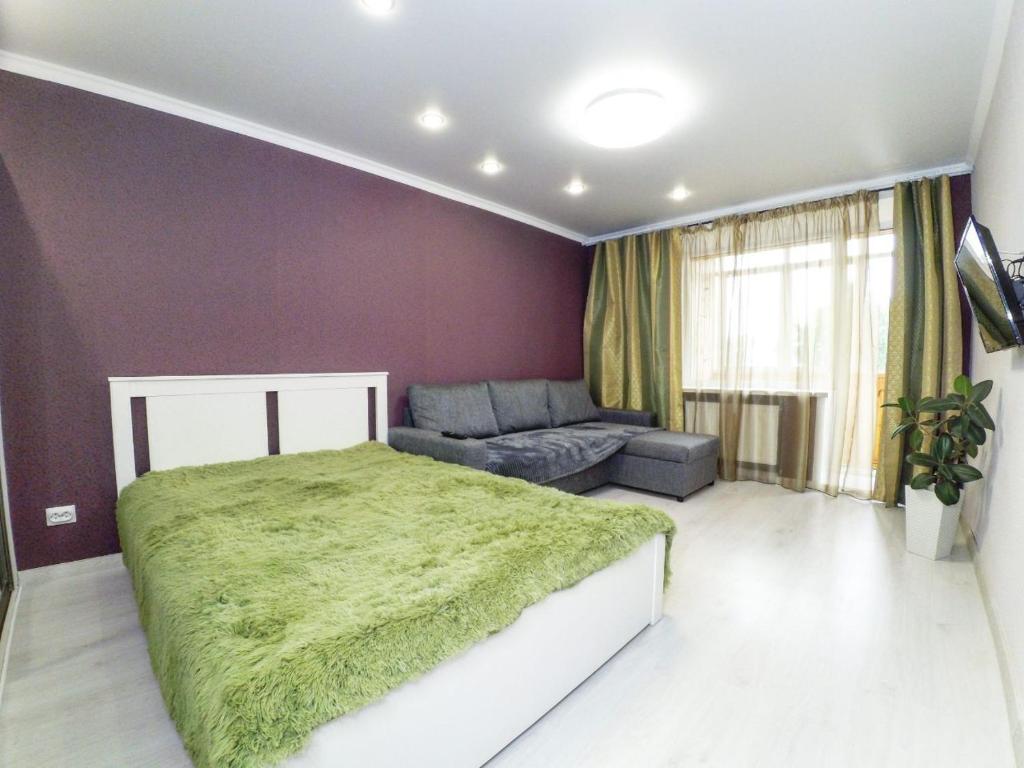 Трехкомнатные апартаменты в центре