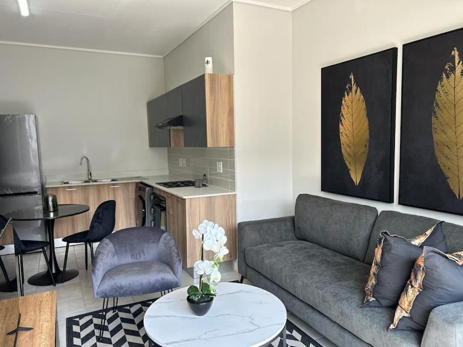 هتل گرین استی! ایرپورت آپارتمان! باکسبرگ Green Stay! Airport Apartment! Boksburg
