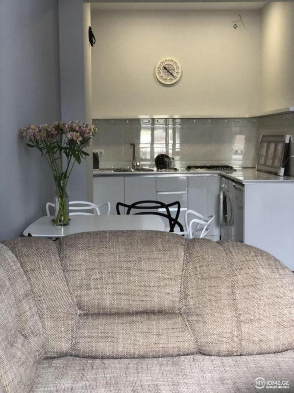 هتل سانی آپارتمان اورتاچالا - Sunny Apartment Ortachala