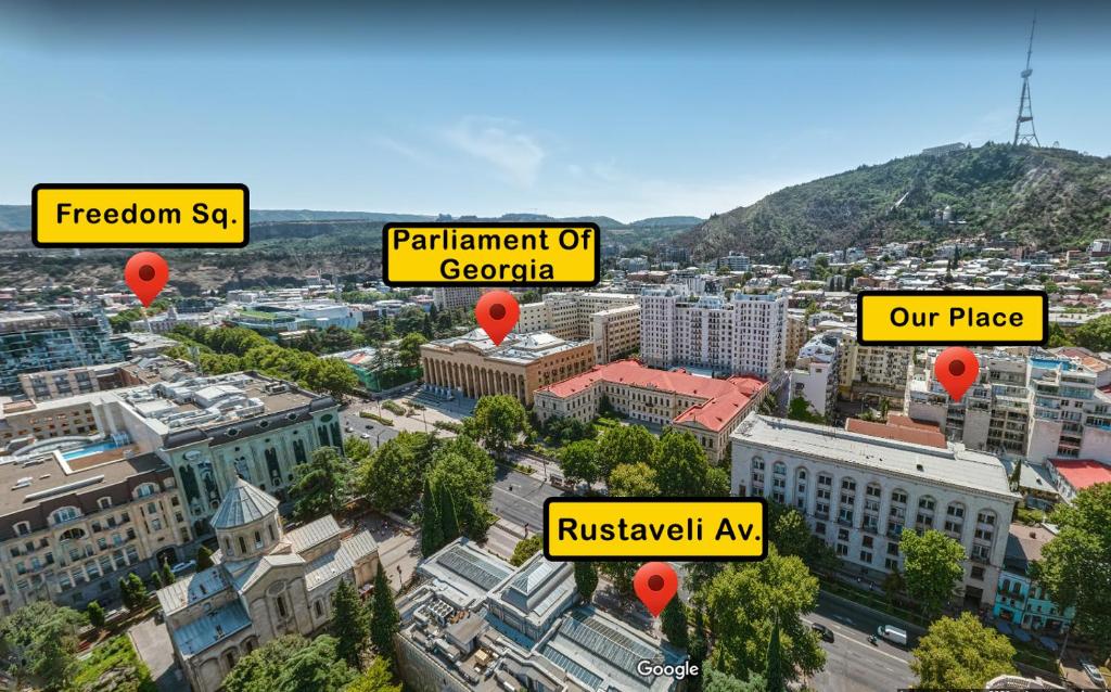 هتل سیتی سنتر 2بی دی آر آپارتمان نیر رستاولی آو. - City Center 2BDR apartment near Rustaveli Av.